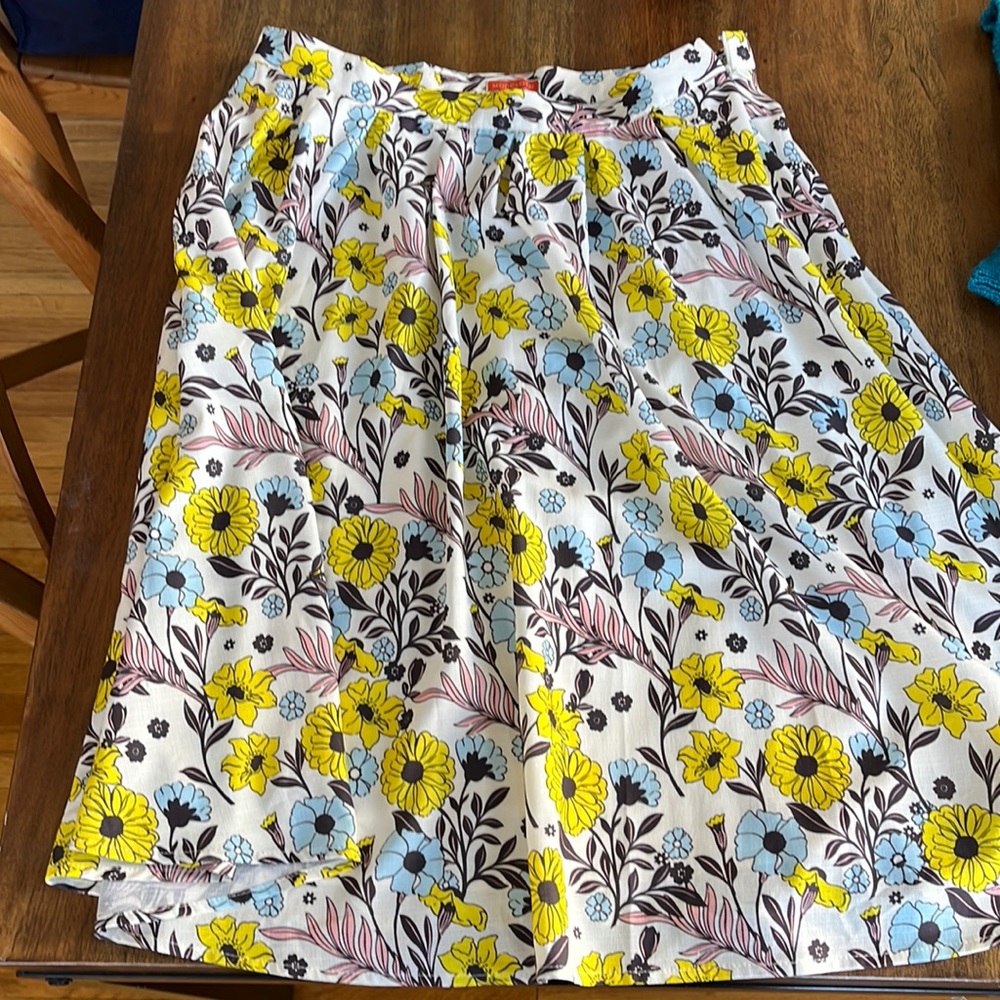 Large ModCloth lined skirt
